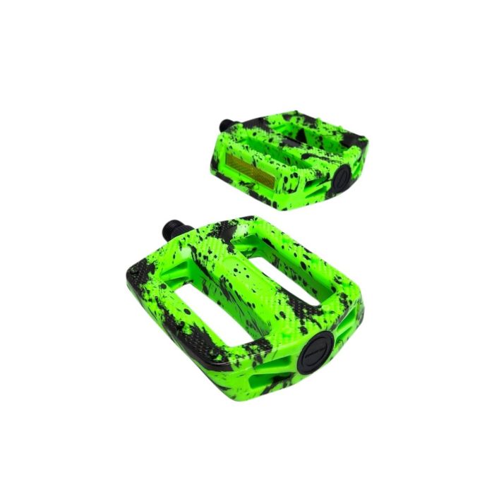 Pedal Plataforma 9/16 rosca grossa em nylon esperado Camuflado com Refletor